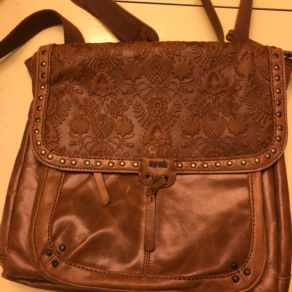 The Sak Brown Leather Crossbody / Backpack Bag - NWOT